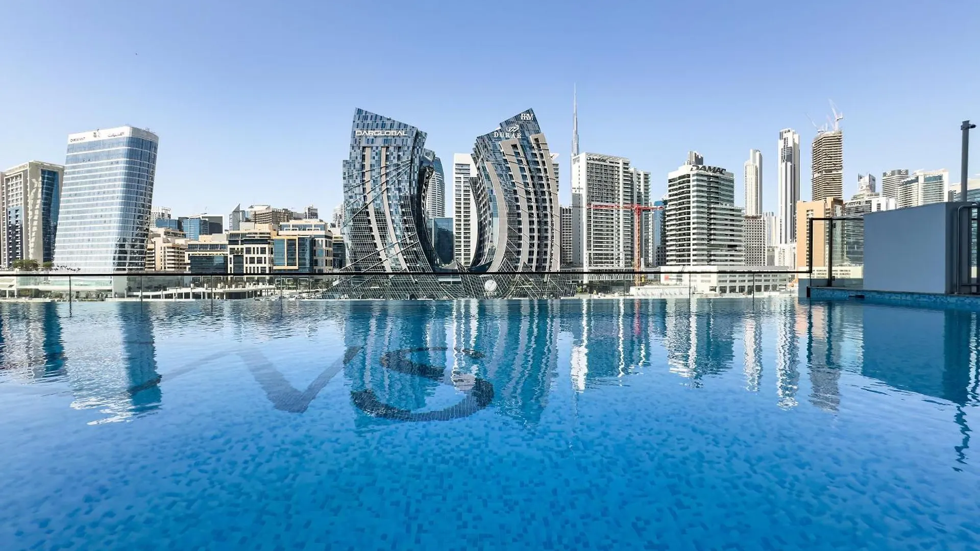 Luxury Marasi Drive, 1Bdr Apt With Private Jacuzzi 두바이 아파트