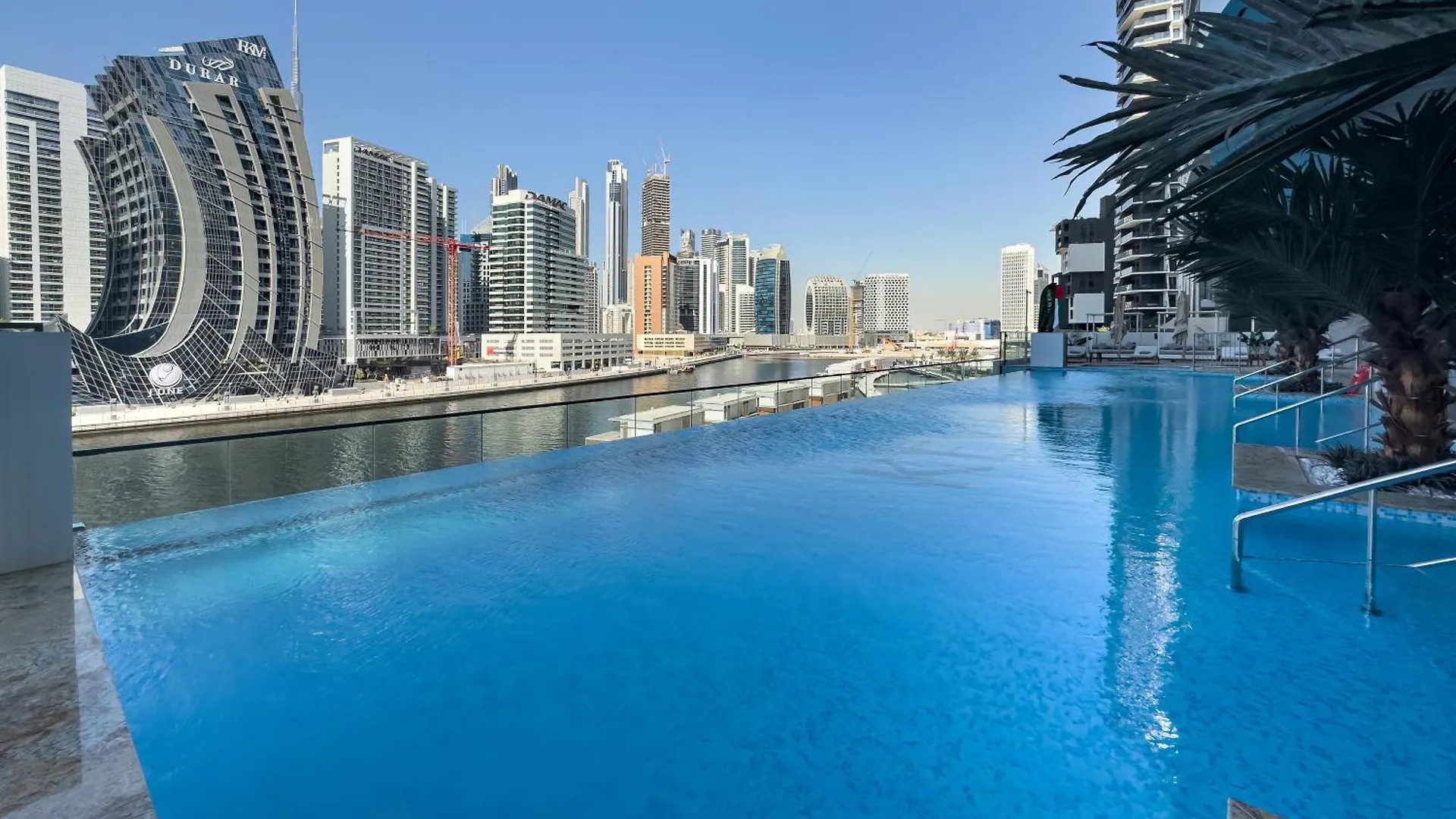 아파트 Luxury Marasi Drive, 1Bdr Apt With Private Jacuzzi 두바이