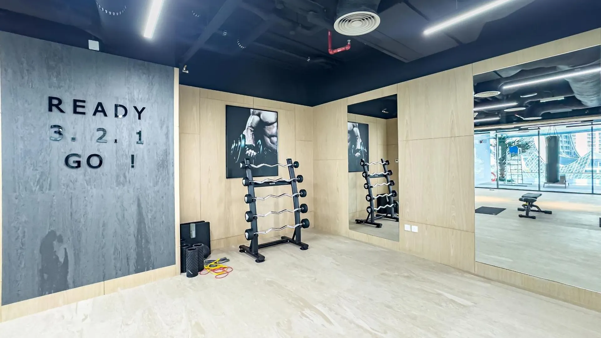Luxury Marasi Drive, 1Bdr Apt With Private Jacuzzi 두바이