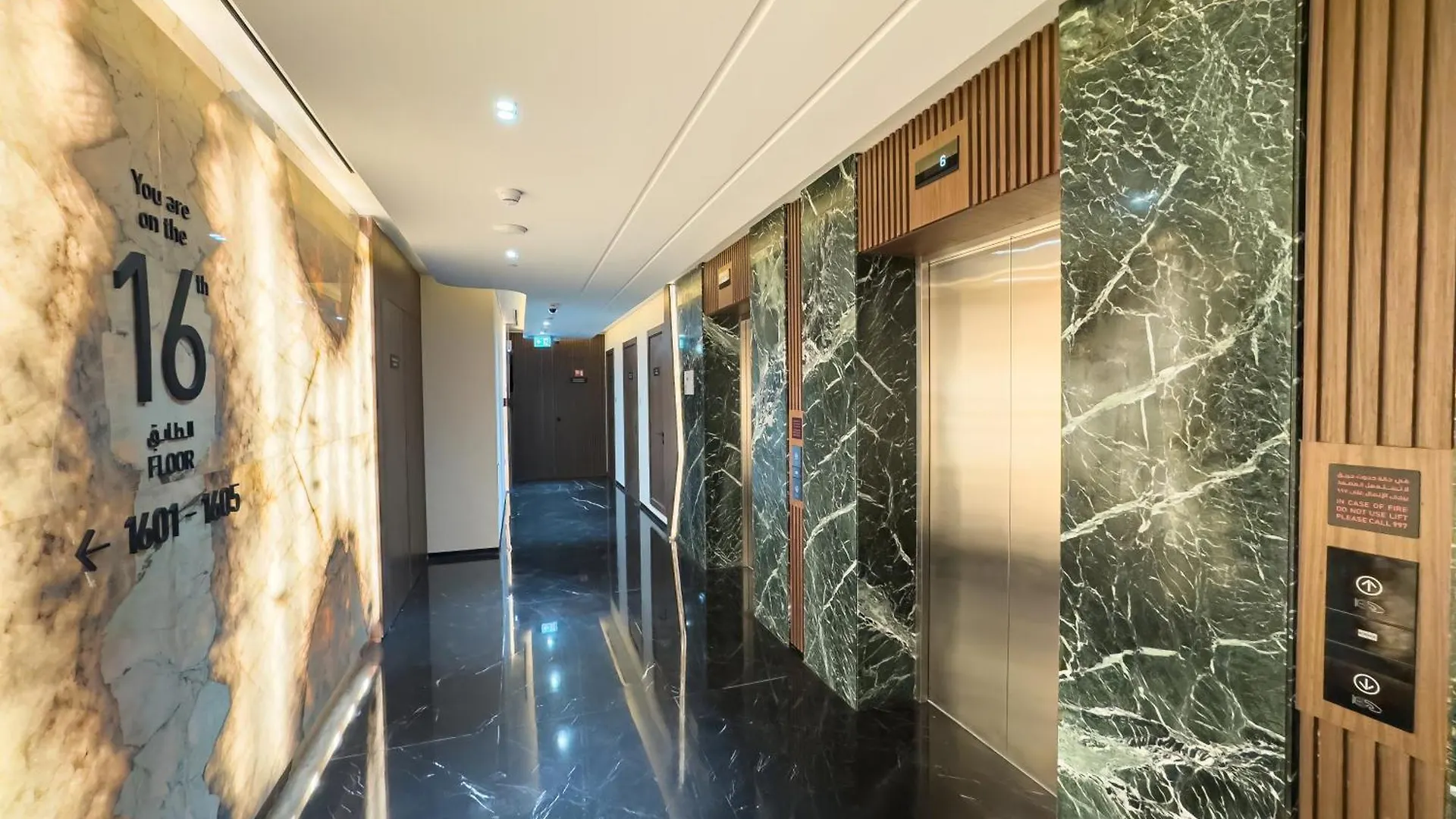 아파트 Luxury Marasi Drive, 1Bdr Apt With Private Jacuzzi 두바이 아랍에미리트