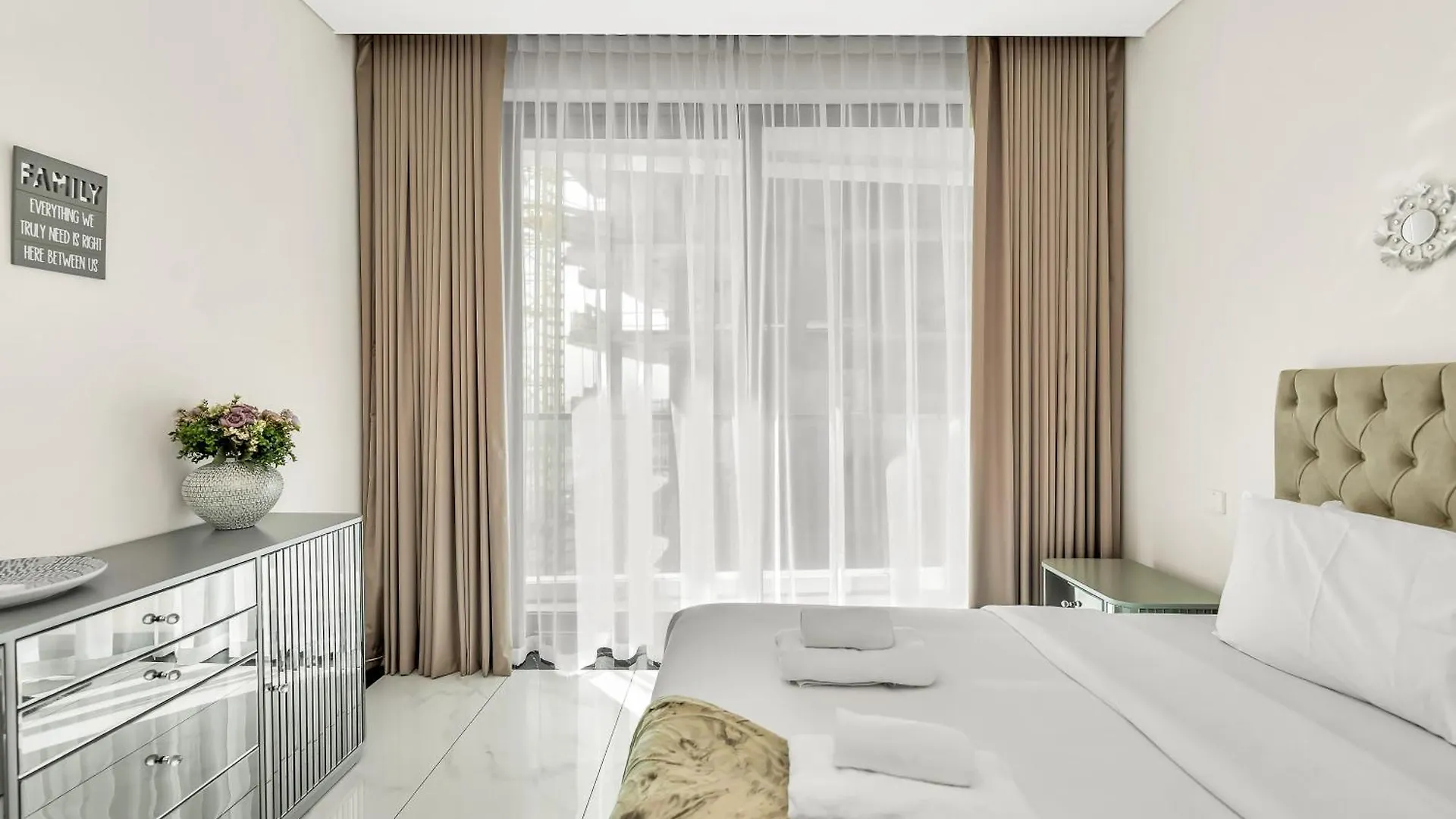 Luxury Marasi Drive, 1Bdr Apt With Private Jacuzzi 두바이