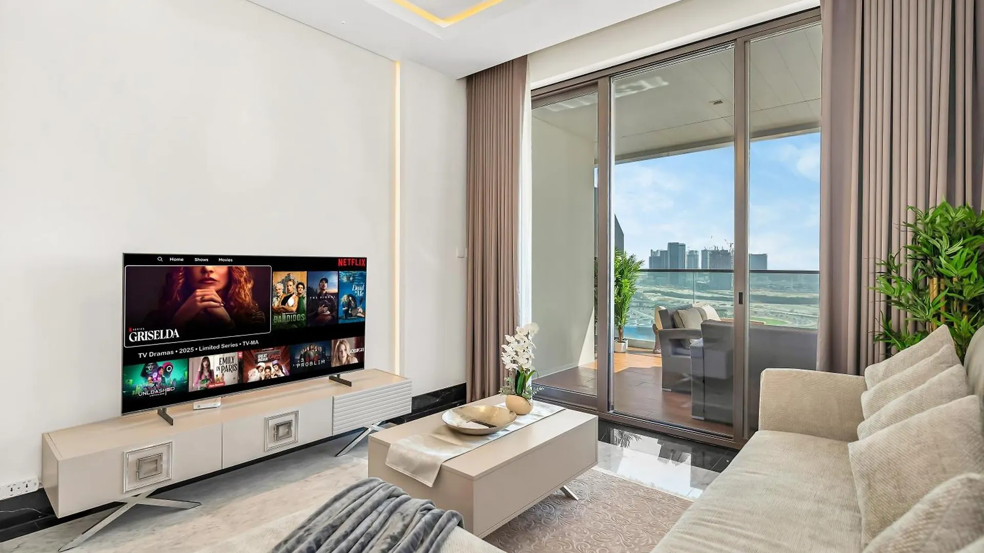 Luxury Marasi Drive, 1Bdr Apt With Private Jacuzzi 두바이 아파트